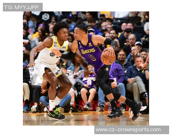 斯玛特直言球队三分球表现糟糕或为联盟最差之一 斯玛特直言球队三分球表现糟糕或为联盟最差之一