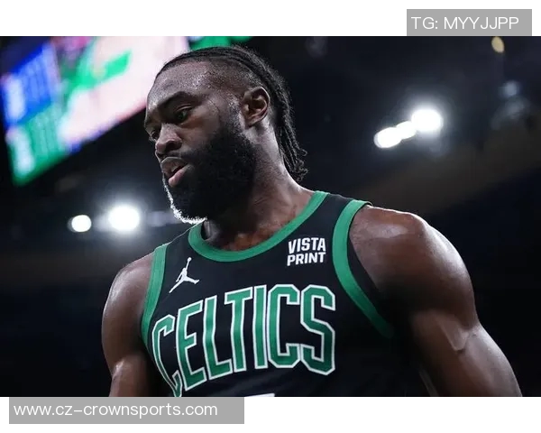 巴克利分享个人经历建议杰伦布朗面对秃头果断剃光保持自信 巴克利分享个人经历建议杰伦布朗面对秃头果断剃光保持自信