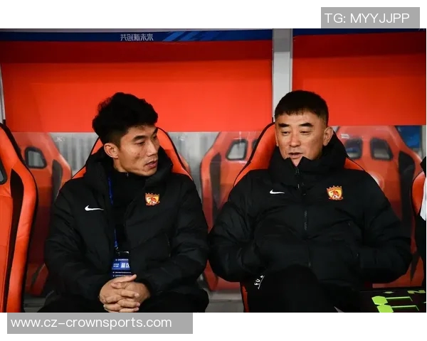 国足新任主帅将由高层决策足协专家团队成员包括傅博与王宝山