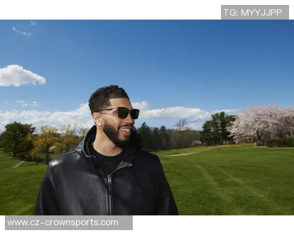 怀特称赞塔图姆努力提升自我并将这种精神融入康复训练中